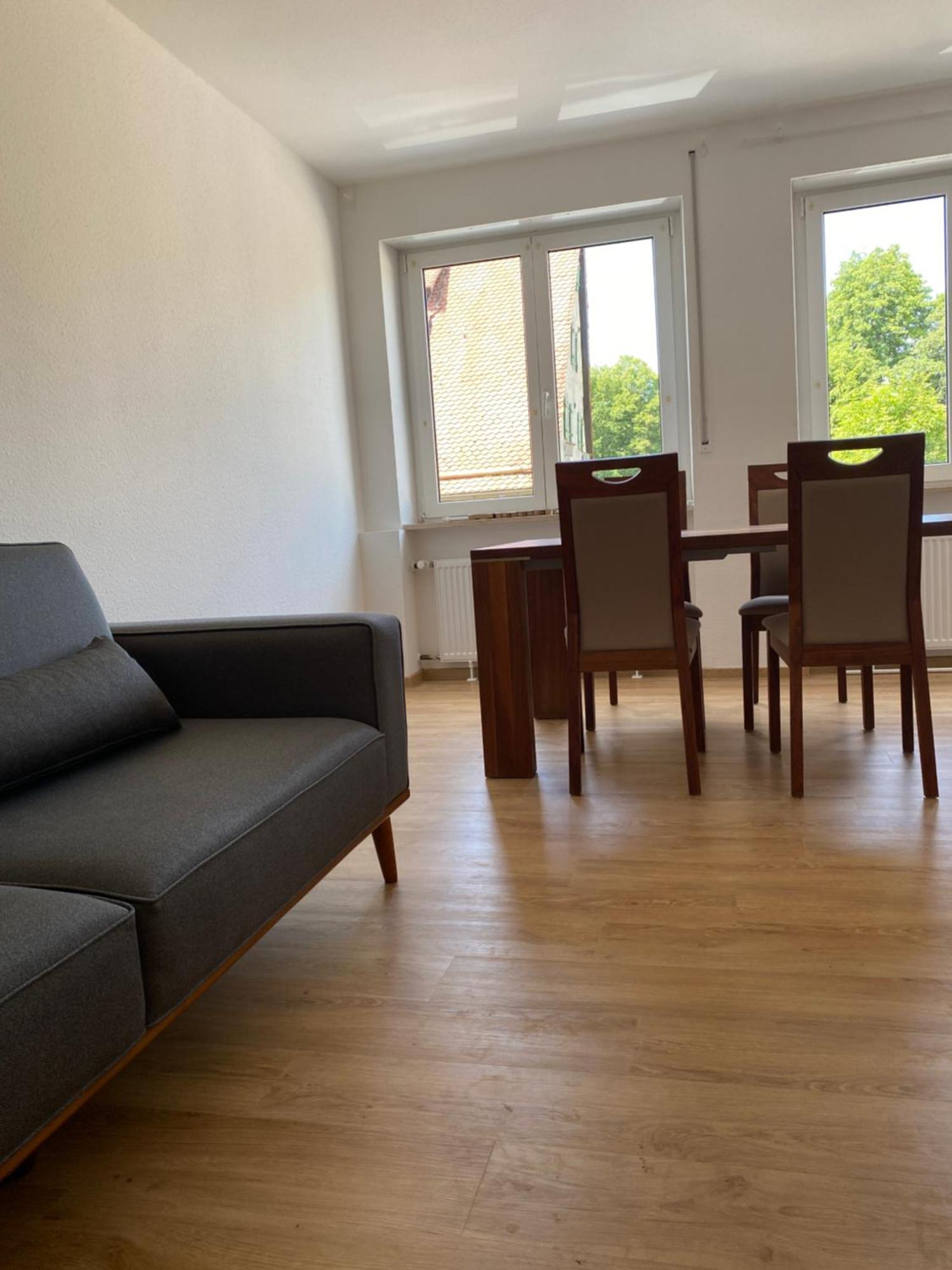 Ferienwohnung Feucht Eg Naturnah Parkplatz Wlan Exterior foto
