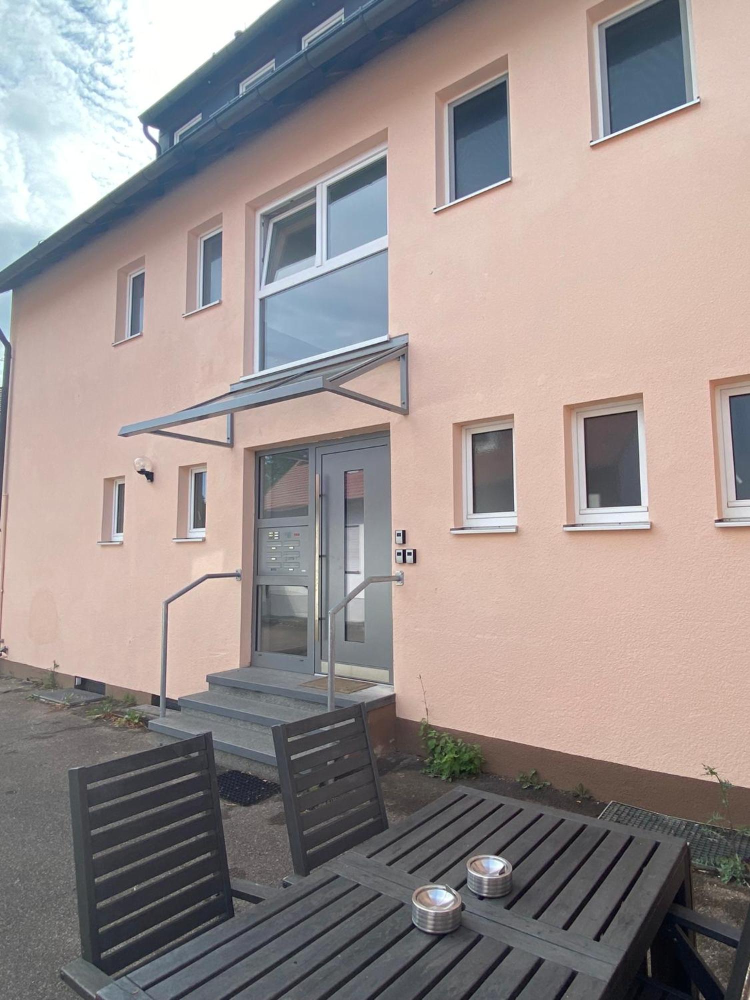 Ferienwohnung Feucht Eg Naturnah Parkplatz Wlan Exterior foto